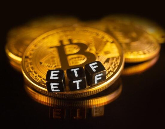 Analyst Backs Spot Bitcoin ETFs To Surpass Gold ETFs In Cumulative Net Inflows